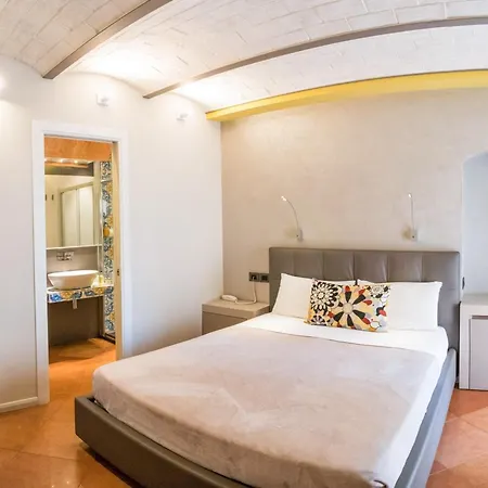 Casa Turrisi فندق مبيت وإفطار 4*