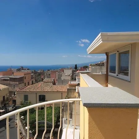 Casa Turrisi فندق مبيت وإفطار